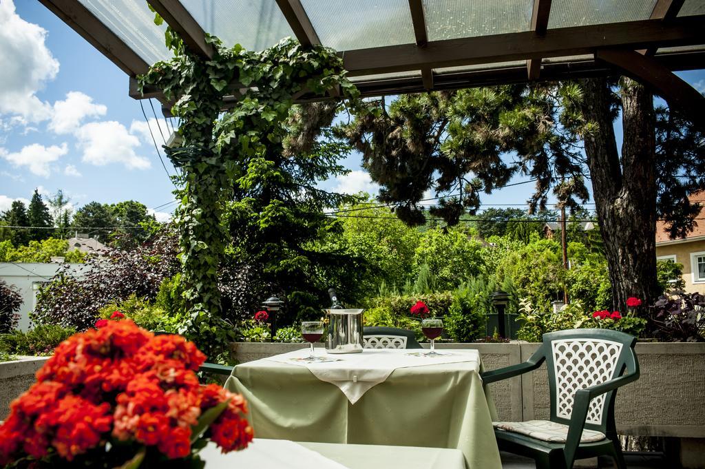 Beatrix Hotel Budapest Eksteriør billede