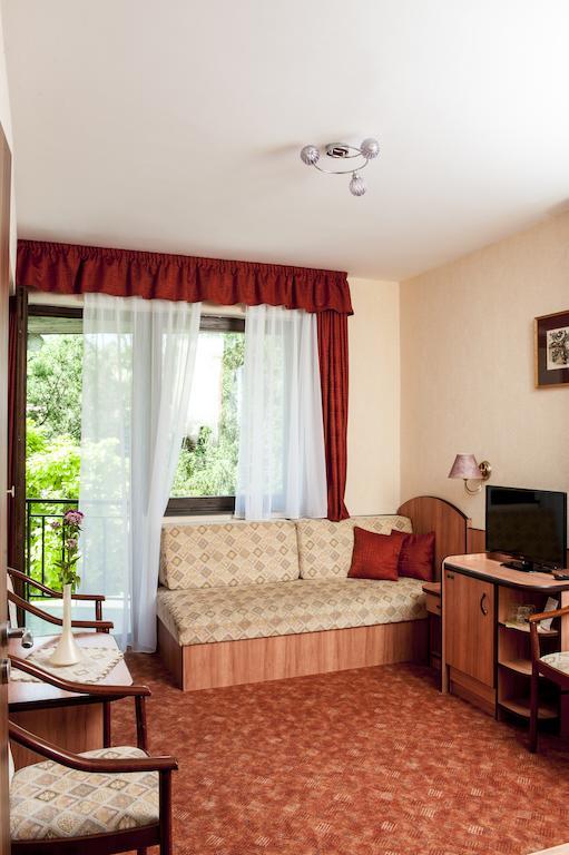 Beatrix Hotel Budapest Eksteriør billede